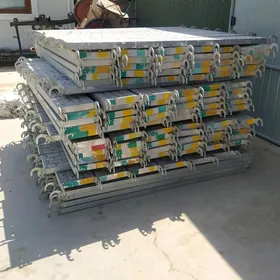 Galas / plosadka / iskele