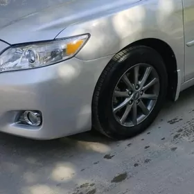Toyota Camry 2010