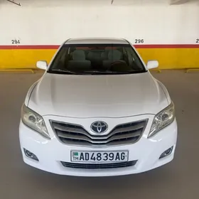 Toyota Camry 2011