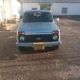 Lada Niva 2012