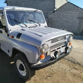 UAZ 469 2004