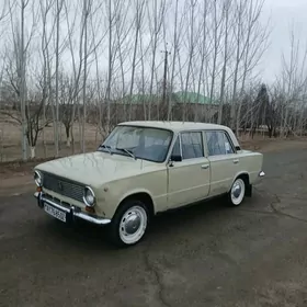 Lada 2104 1986