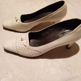 Кожаные туфли