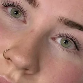 Ламинирование бровей и ресниц