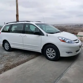 Toyota Sienna 2009