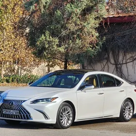 Lexus ES 350 2022
