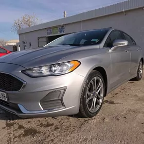 Ford Fusion 2020