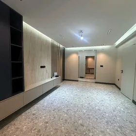 Amatly 1mkr 4kom 72m² remontly