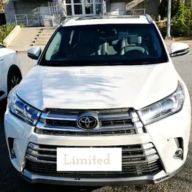 Toyota Highlander 2019