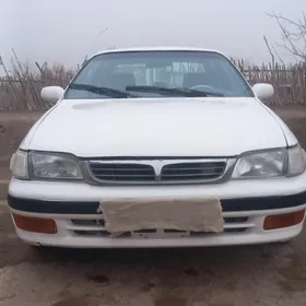Toyota Corona 1995