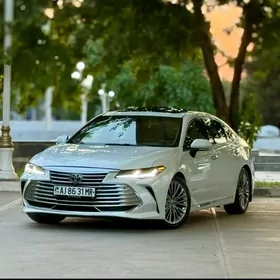 Toyota Avalon 2019