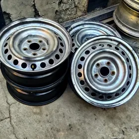 16lyk Toyota rodnoy diska