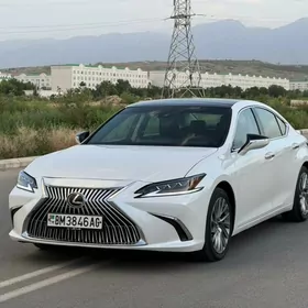 Lexus ES 350 2019