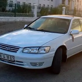 Toyota Camry 1999