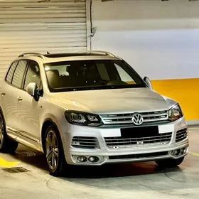 Volkswagen Touareg 2014