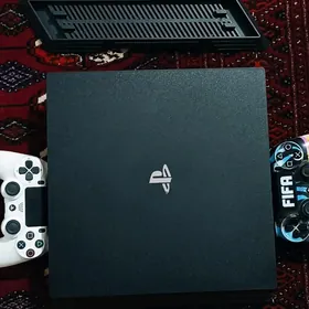 PlayStation 4 pro ...1 TB