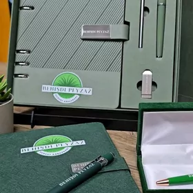 REKLAMA MAHABAT TIPOGRAFIYA BLOKNOT, BRELOK, RUCKA, KOWRIK, BOKAL KALENDAR, TERMOZ, KARDON PAKETLAR, KUBARIK, REKLAMA, PRINT-PECAT FUTBOLKA, ZILET, SERGI SOWGATLYKLAR