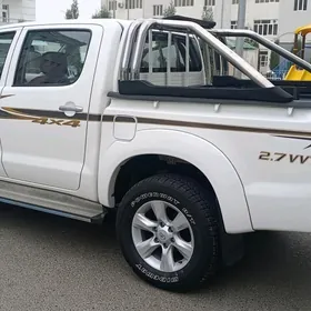 Toyota Hilux 2011