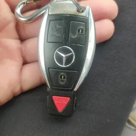 mercedes pult tapyldy