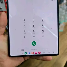 Samsung Fold 3 icki ekran