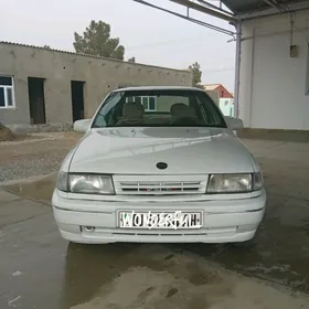 Opel Vectra 1989
