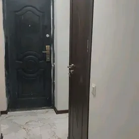 от хозяина 11мик.1ком.4этаж.