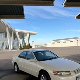 Toyota Camry 1998