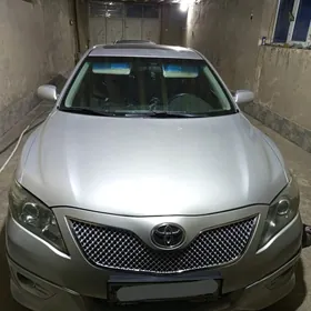 Toyota Camry 2011