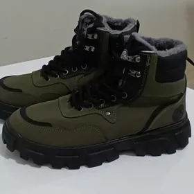 Ботинки новые