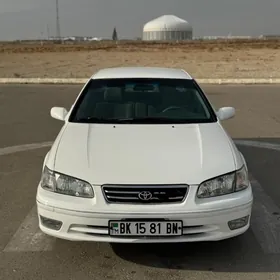 Toyota Camry 2000