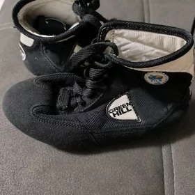 шлем перчатки борцовки