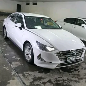 Hyundai Sonata Hybrid 2020