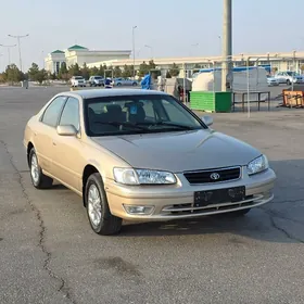 Toyota Camry 1999