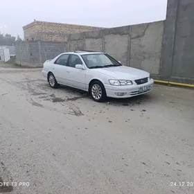 Toyota Camry 2000