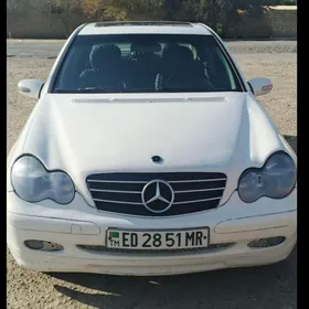 Mercedes-Benz C320 2004