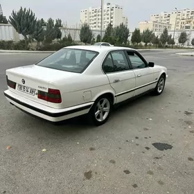 BMW E34 1989