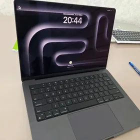 MacBook M4 pro apple 14"
