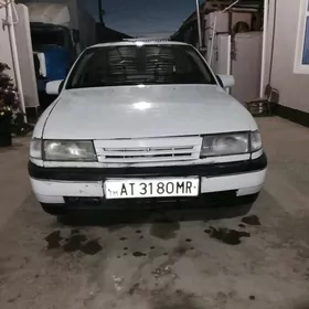 Opel Vectra 1990