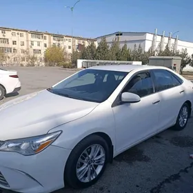 Toyota Camry 2016