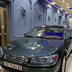Toyota Camry 1999