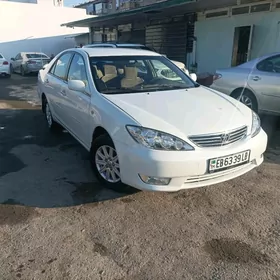 Toyota Camry 2005