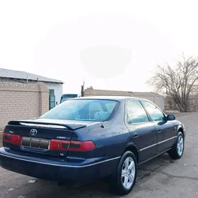 Toyota Camry 1998