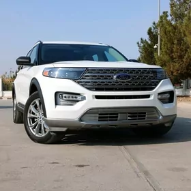 Ford Explorer 2023