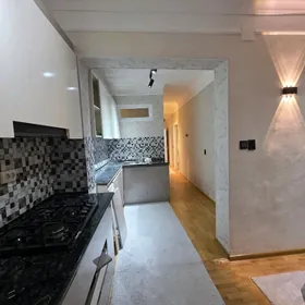 Satlyk Mir1 4/3etaž 4kom 90m²