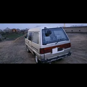 Toyota Town Ace 1989