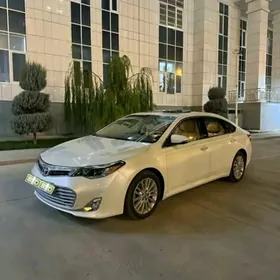 Toyota Avalon 2013