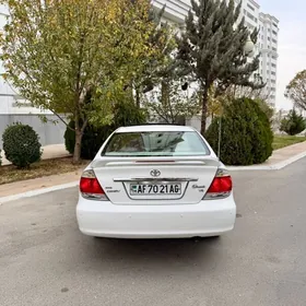 Toyota Camry 2004