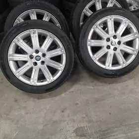 Limited diska 235 45 18