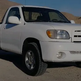 Toyota Tundra 2003