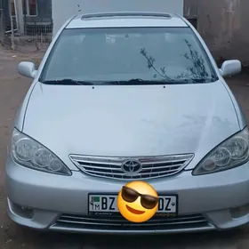 Toyota Camry 2004